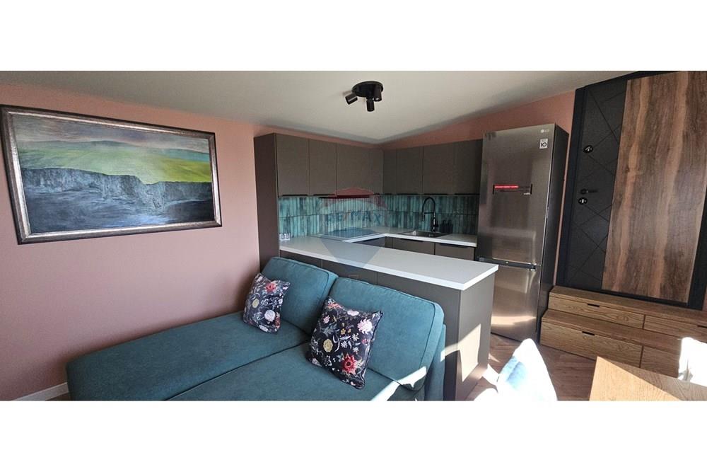 Вила - За продажба - гр. Балчик, Област Добрич, България - студио всекидневна5.jpg - Друга - 360321028-121