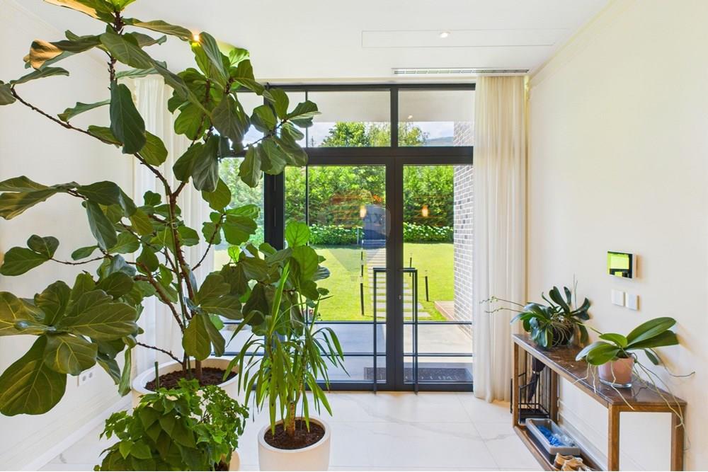 Градска къща - За продажба - гр. София, Област София град, България - CAM02315G0-PR0069-STILL010.jpg - 360241007-111