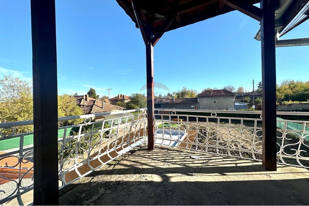 Селска къща - За продажба - с. Караисен, Област Велико Търново, България - viber_изображение_2025-11-03_09-49-23-639.jpg - Тераса - 360431008-396