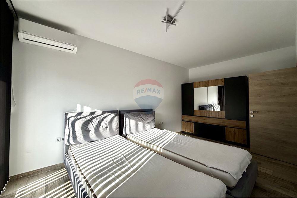 Апартамент - За продажба - гр. Балчик, Област Добрич, България - Първа спалня с излаз към открита обща тераса /запад/ - Спалня - 360321025-234