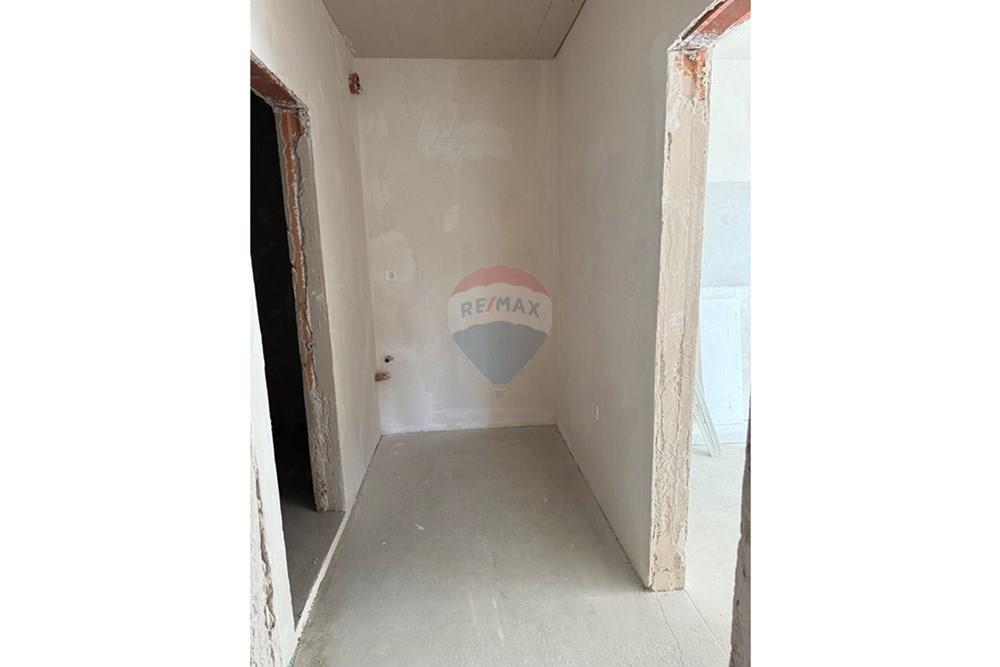 Апартамент - За продажба - гр. Варна, Област Варна, България - viber_изображение_2025-10-27_16-33-02-429.jpg - 360331037-3