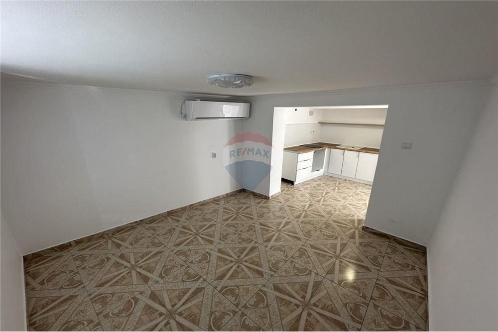 Градска къща - За продажба - гр. Две могили, Област Русе, България - 28 - 360451001-695