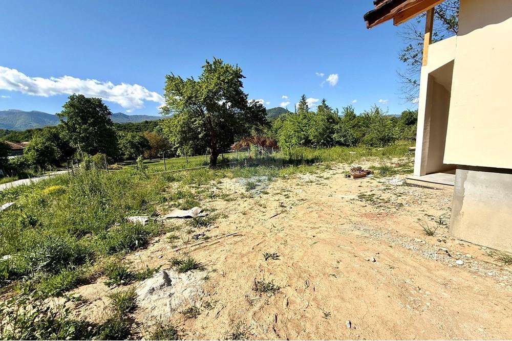 Селска къща - За продажба - с. Кръвеник, Област Габрово, България - 20250519_070901027_iOS.jpg - 360431001-637