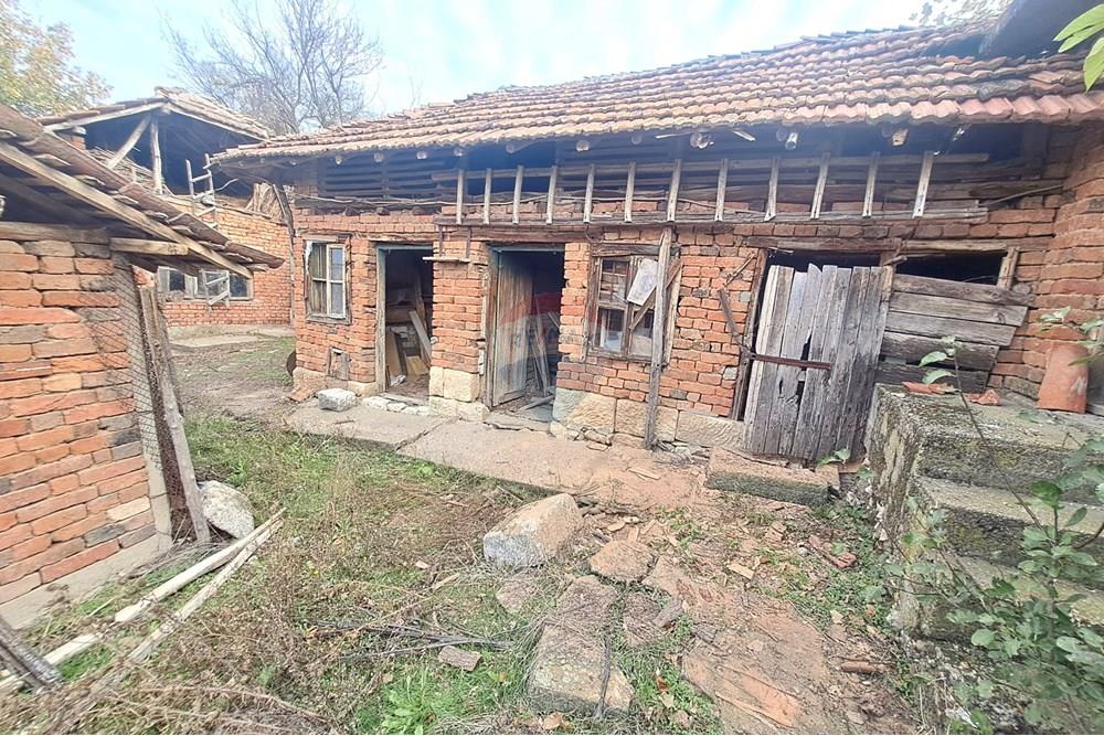 Селска къща - За продажба - с. Тетово, Област Русе, България - 20251023_101439.JPG - 360451036-40