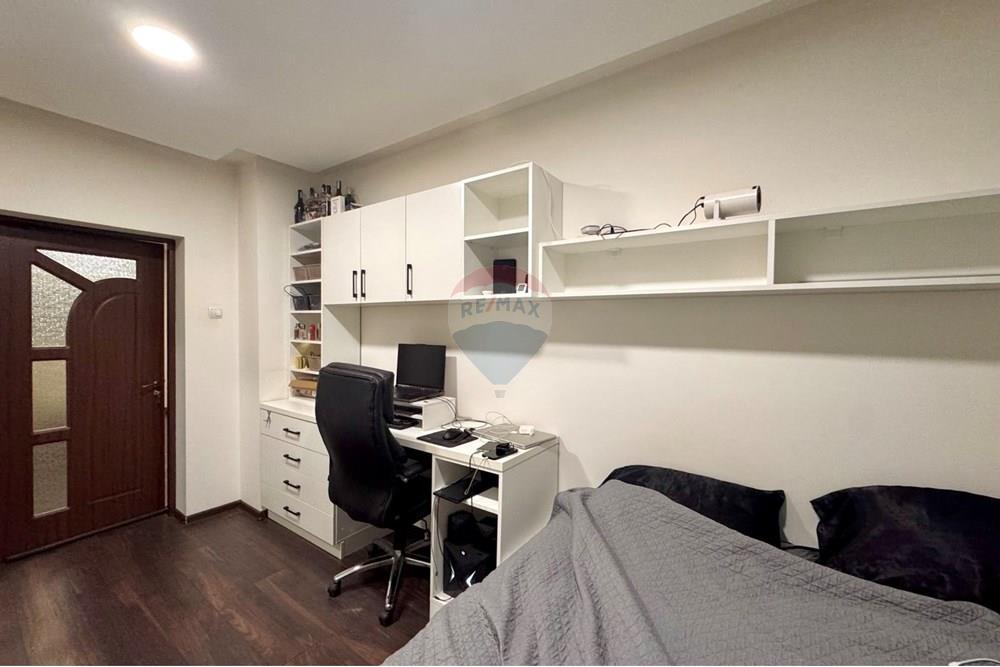 Апартамент - За продажба - гр. Русе, Област Русе, България - viber_изображение_2025-11-05_14-46-16-877.jpg - Спалня - 360451033-101