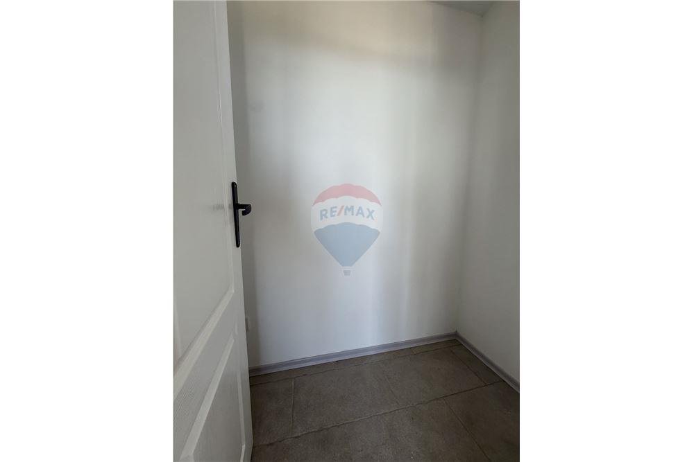 Вила - За продажба - гр. Балчик, Област Добрич, България - Килер/ етаж 1 - Килер - 360321025-236