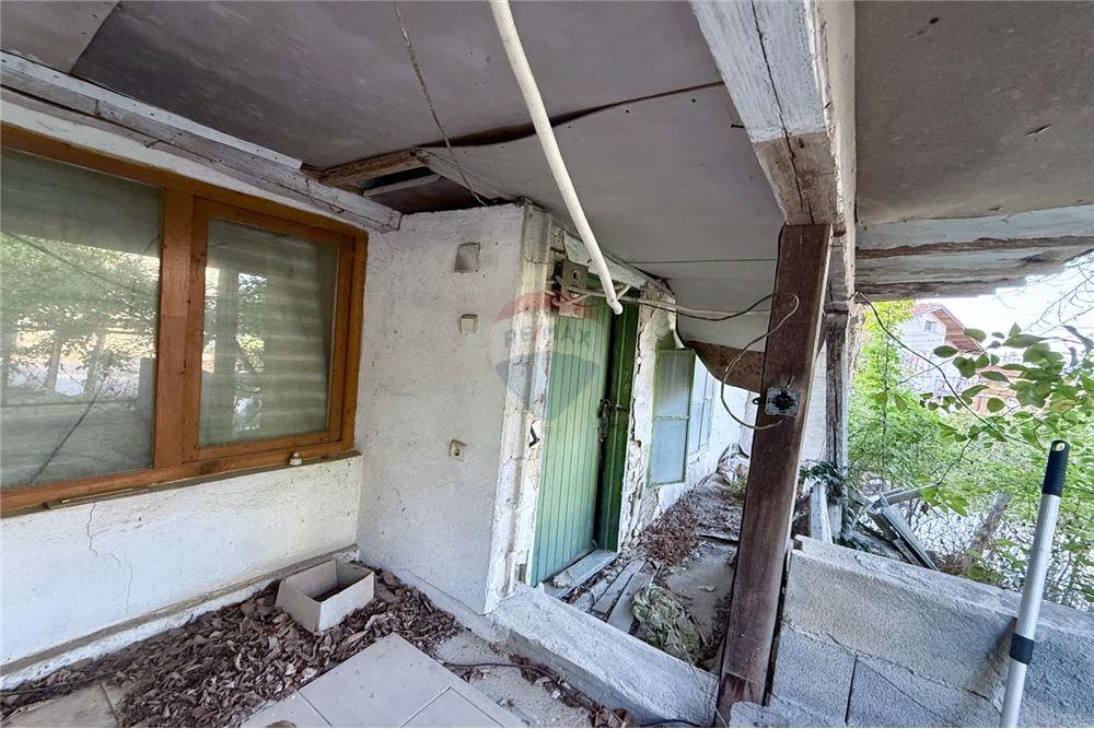 Селска къща - За продажба - с. Кранево, Област Добрич, България - Стара каменна еднофамилна къща на един етаж - Вътрешен двор - 360321025-231