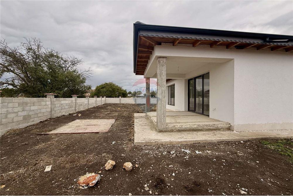 Селска къща - За продажба - с. Соколово, Област Добрич, България - 1 - 360321025-241