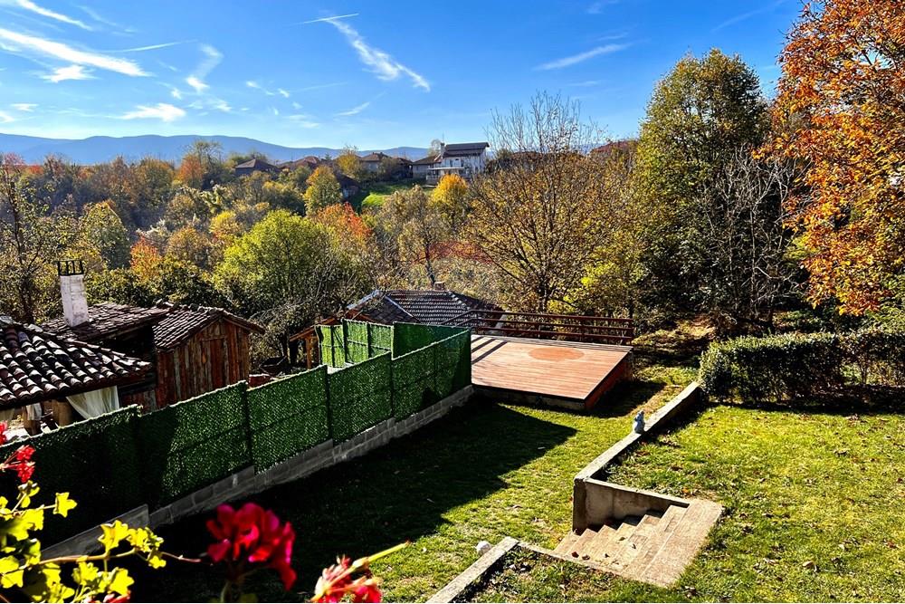 Селска къща - За продажба - с. Буйновци, Област Велико Търново, България - 20241104_080157610_iOS.jpg - 360431001-616