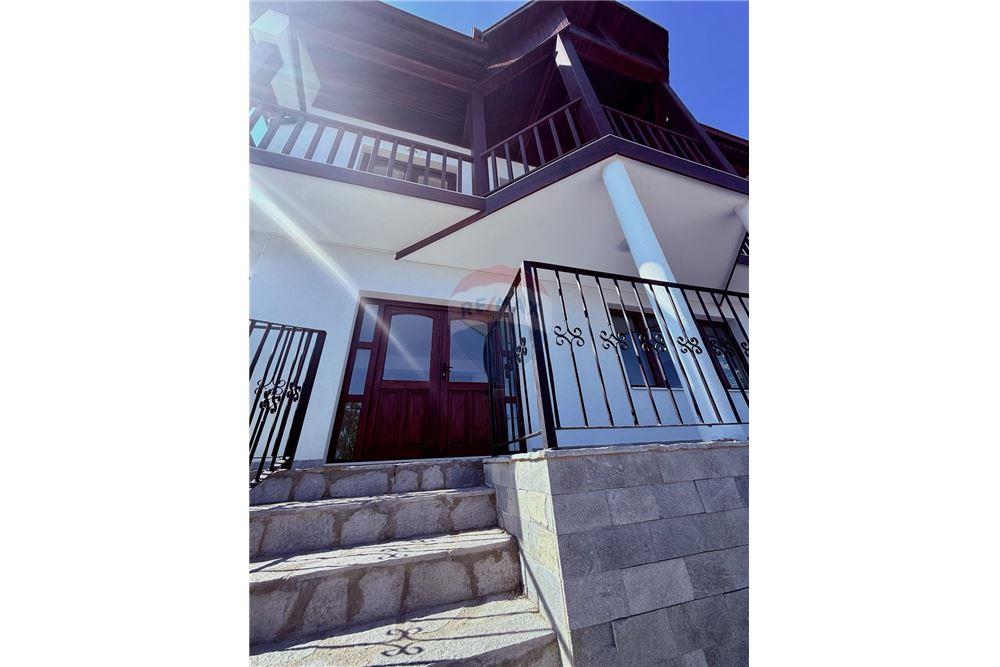 Вила - За продажба - гр. Балчик, Област Добрич, България - Двуетажна къща с панорамна гледка към морето - Друга - 360321025-236