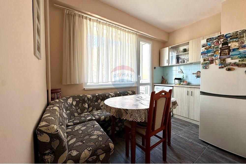 Апартамент - За продажба - гр. Велико Търново, Област Велико Търново, България - viber_изображение_2025-10-24_11-53-58-692.jpg - Кухня - 360431008-394