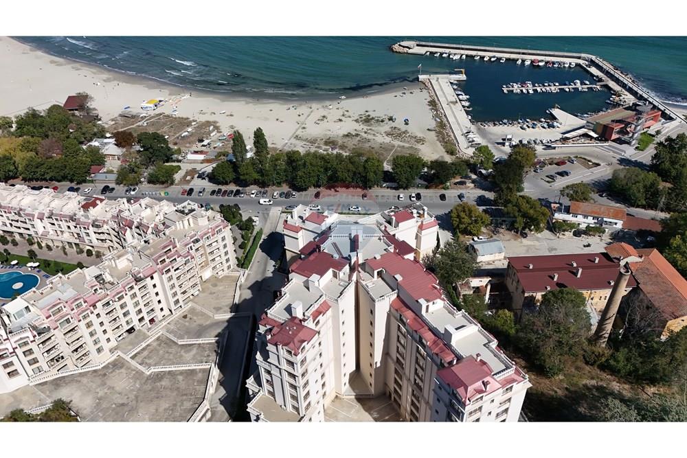 Апартамент - За продажба - гр. Варна, Област Варна, България - dji_fly_20250924_121732_0319_1758735156793_photo.jpg - 360391003-86