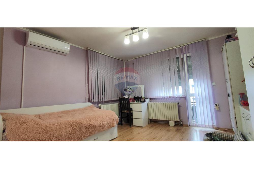 Градска къща - За продажба - гр. Аксаково, Област Варна, България - 4 - 360301003-179