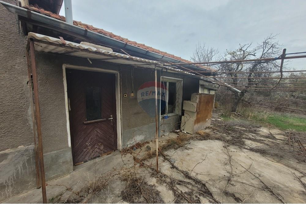 Селска къща - За продажба - с. Добромирка, Област Габрово, България - 20250324_134432.jpg - 360431001-493