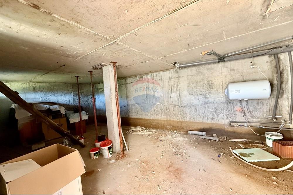 Селска къща - За продажба - с. Кръвеник, Област Габрово, България - 20250519_062404589_iOS.jpg - 360431001-637