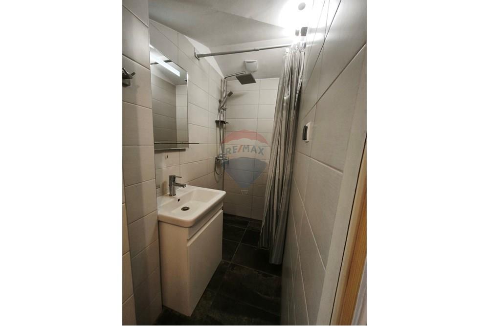 Condo/Apartment - For Rent/Lease - гр. Варна, Област Варна, Болгария - 13.jpg - Bathroom - 360391040-52