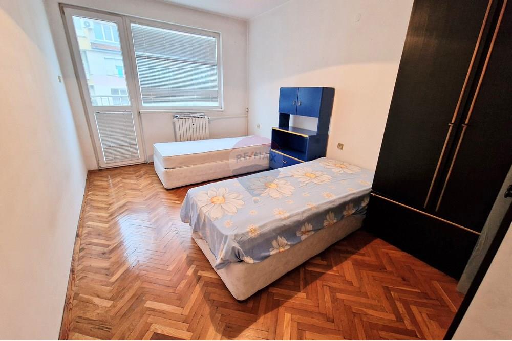 Апартамент - Под наем - гр. Русе, Област Русе, България - 20251104_153554~2.jpg - 360451038-21