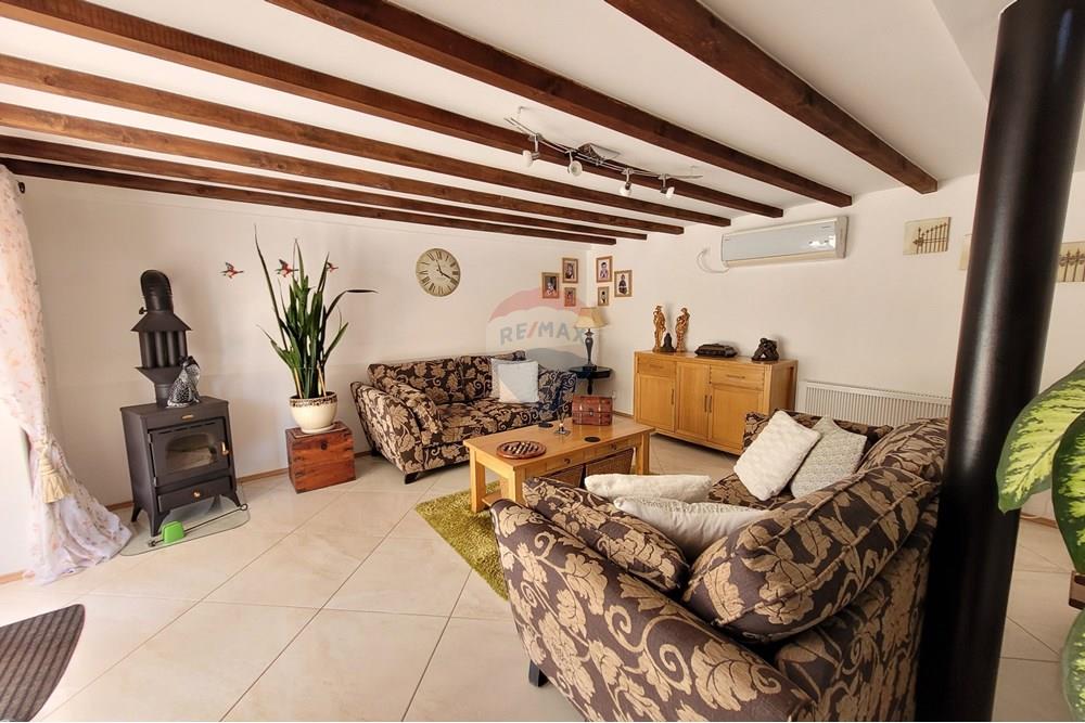 Селска къща - За продажба - с. Поликраище, Област Велико Търново, България - 20250521_112038.jpg - 360431001-496