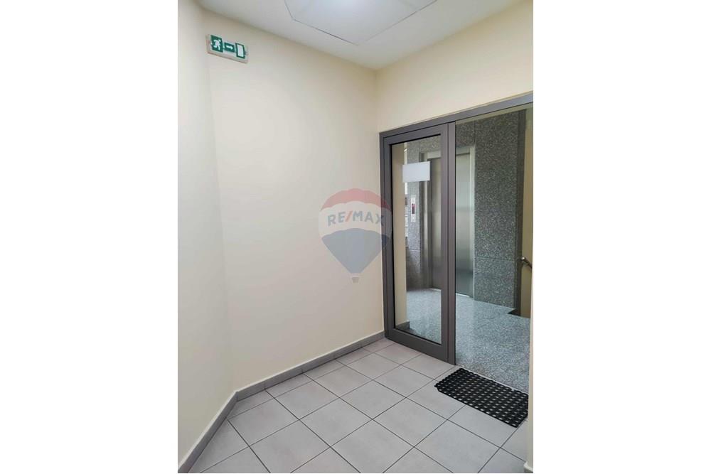 Офис - За продажба - гр. Пловдив, Област Пловдив, България - 526a110a-42d8-498c-9879-b5ab61ae7f5c.jpg - 360261008-120