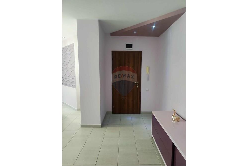 Офис - За продажба - гр. Пловдив, Област Пловдив, България - ad2fb60a-6a6e-41e6-a47d-3f1cdf0f28ce.jpg - 360261008-120