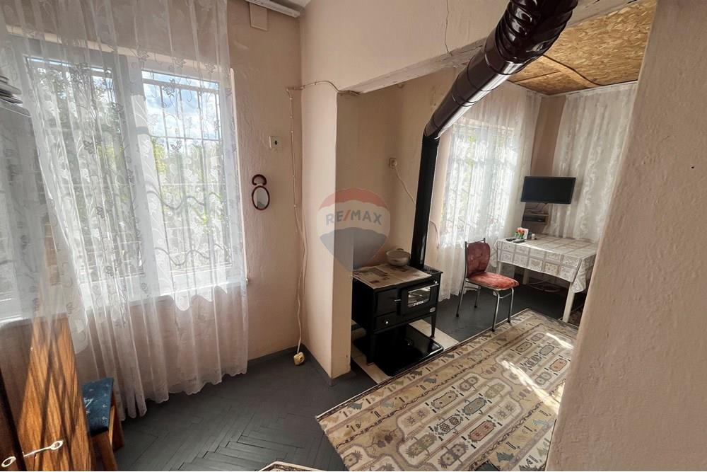 Селска къща - За продажба - с. Засмяно, Област Варна, България - IMG_0911.jpeg - 360391067-9