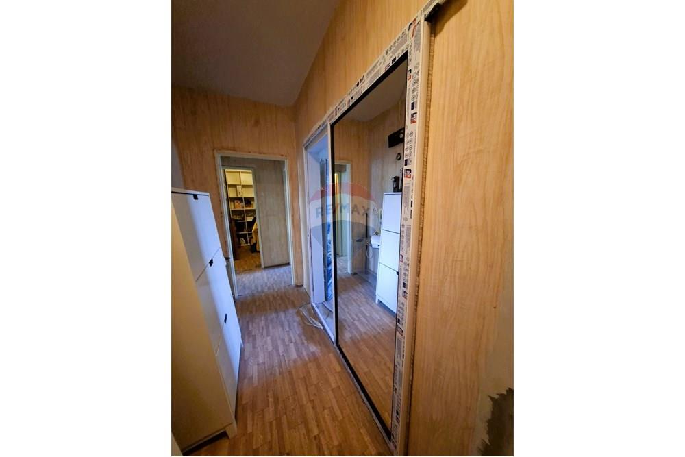 Апартамент - За продажба - гр. Варна, Област Варна, България - 10.jpg - Коридор - 360321001-494