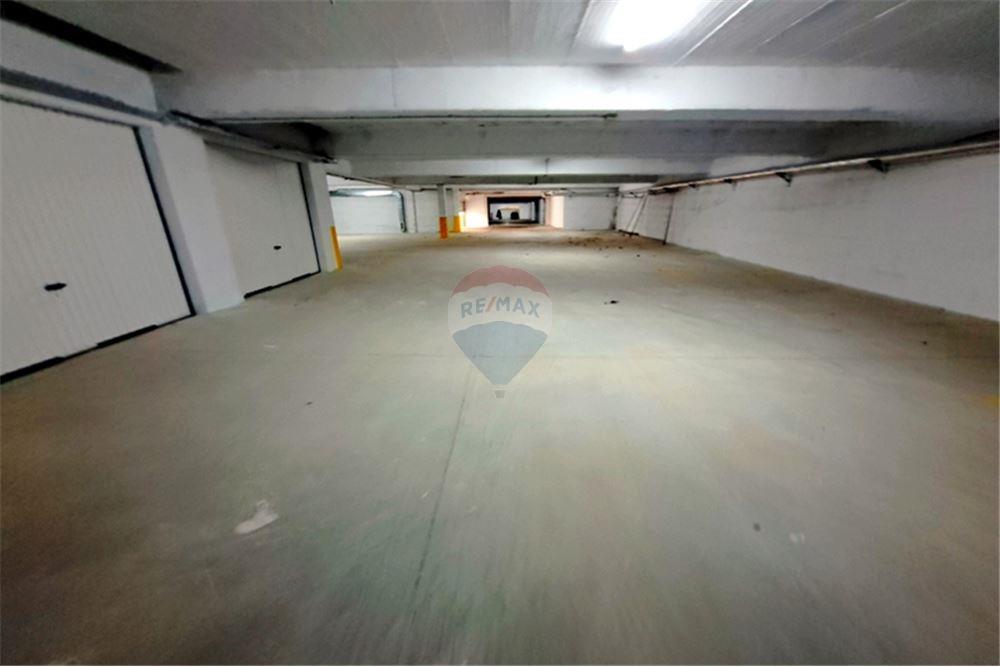 Condo/Apartment - For Rent/Lease - Varna, Varna, Bulgaria - Garage - 360511002-980