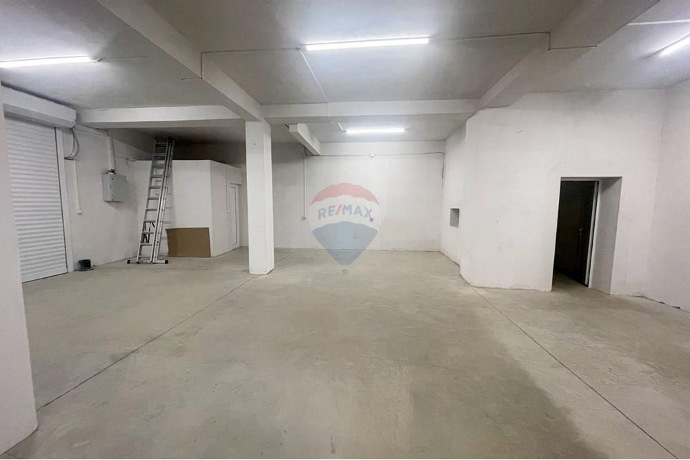 Склад - Под наем - гр. Благоевград, Област Благоевград, България - 1734347636607519.jpg - 360561012-189