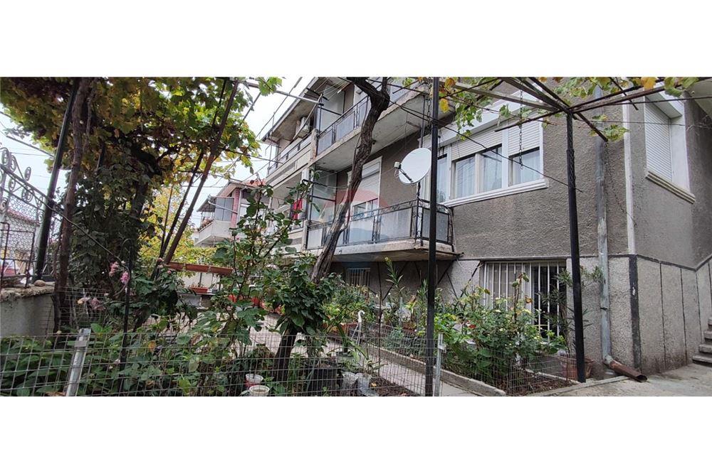 Етаж от къща - За продажба - гр. Аксаково, Област Варна, България - 1 - 360301003-181