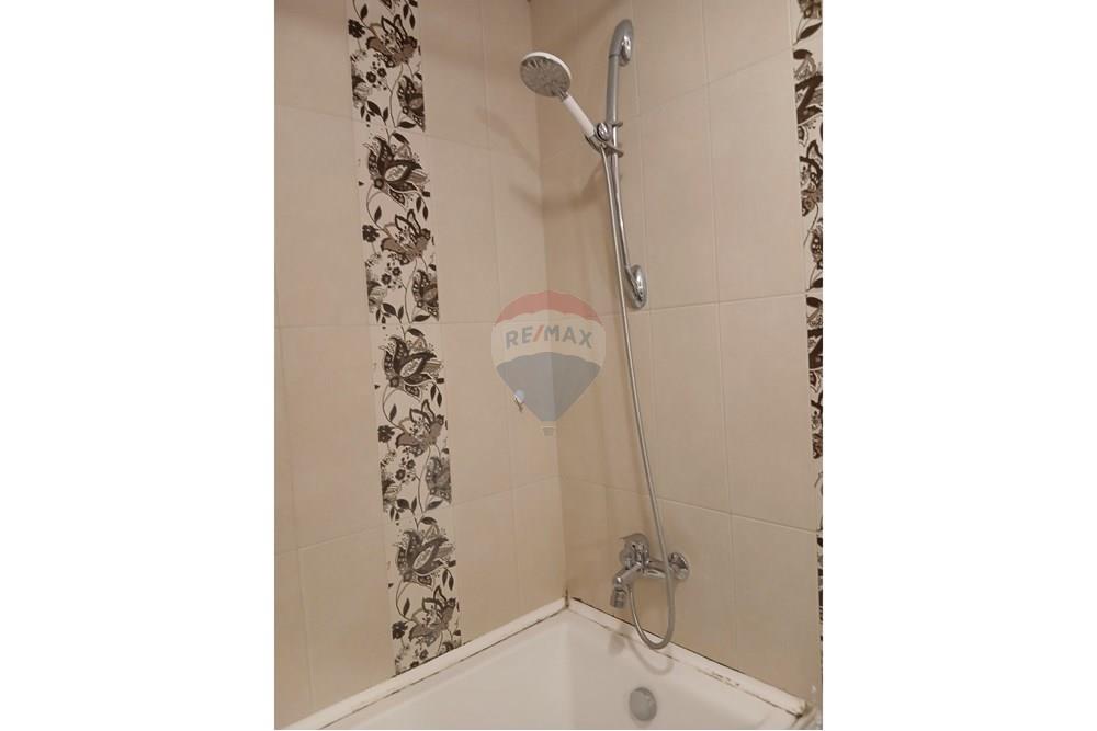 Appartement - À louer - к.к. Св. Св. Константин и Елена, Област Варна, България - вана.jpg - 360301027-137