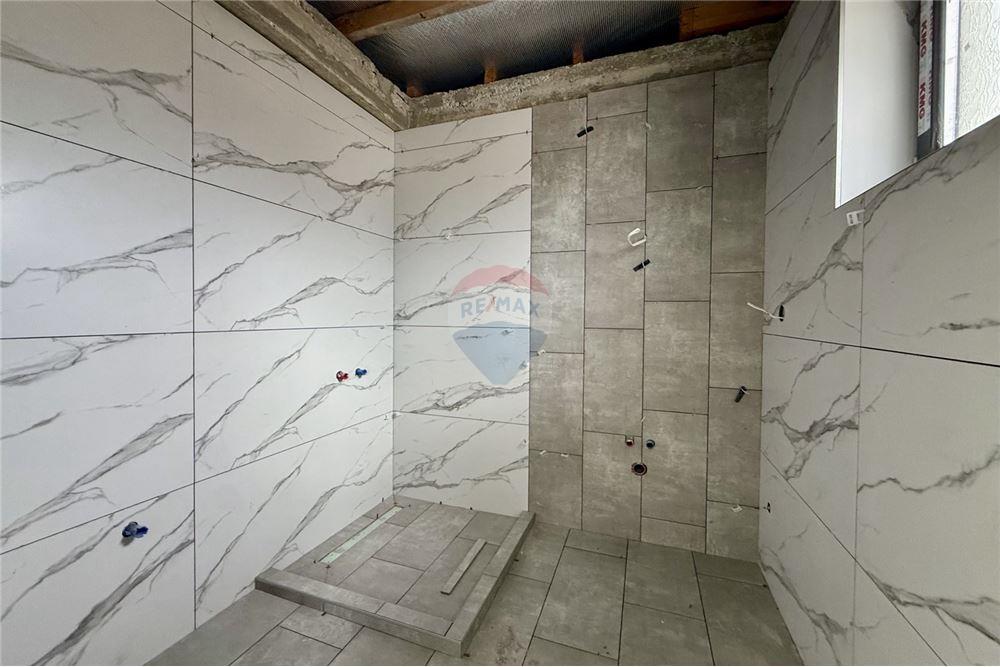 Селска къща - За продажба - с. Соколово, Област Добрич, България - Баня и тоалетна в едно помещение към втора спалня - Баня - 360321025-241