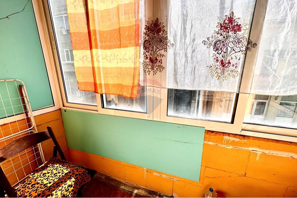 Градска къща - За продажба - гр. Габрово, Област Габрово, България - 20250428_123728371_iOS.jpg - 360431027-13