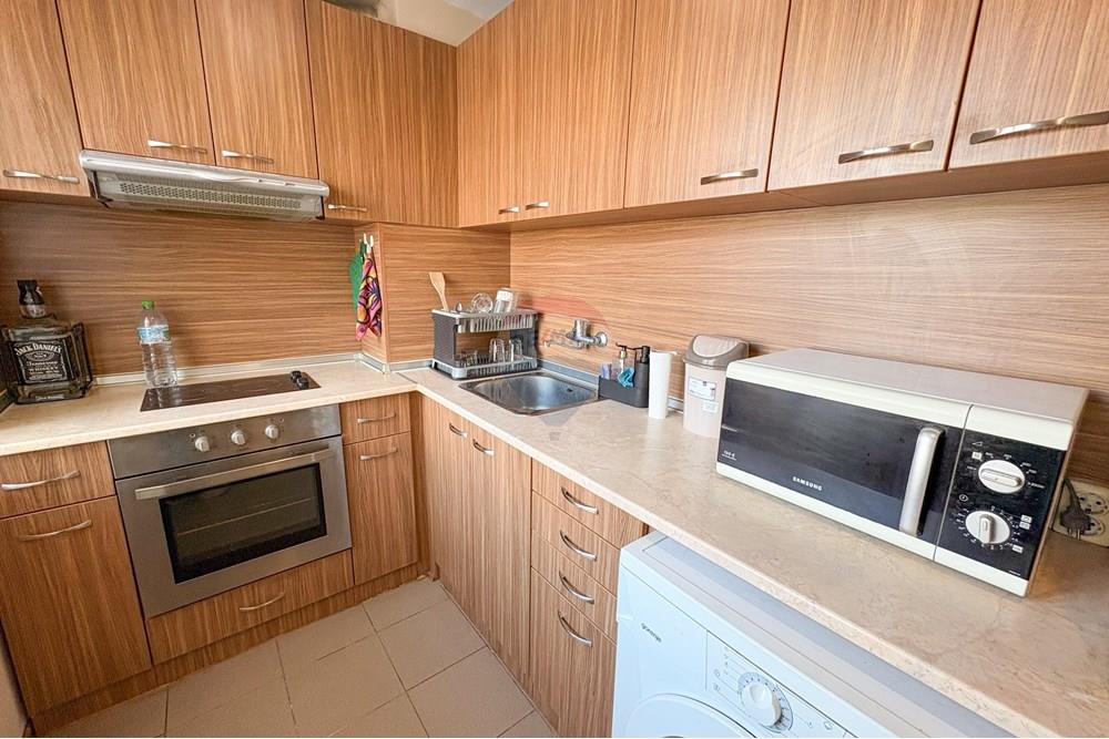 Апартамент - Под наем - гр. Варна, Област Варна, България - image00013.jpeg - Кухня - 360471029-7