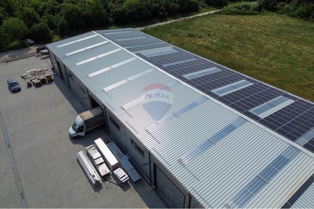 Индустриална сграда - Под наем - гр. Пловдив, Област Пловдив, България - F9073AA6-4CCA-44E5-916F-AD1650F081AD.jpg - 360561012-213