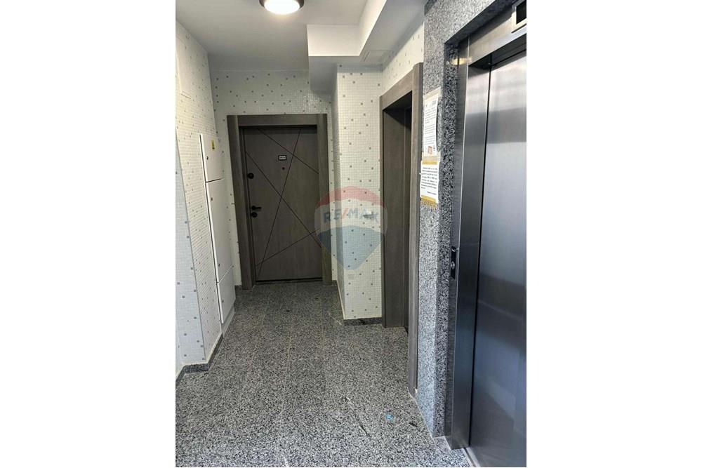 Студио/Ателие - За продажба - гр. Варна, Област Варна, България - 0-02-05-2a9025b081135a50bef187a024ddde85bd2072fe7456a3b1b7ef56ec763c410a_85cdfc60241e0330.jpg - 360481001-655