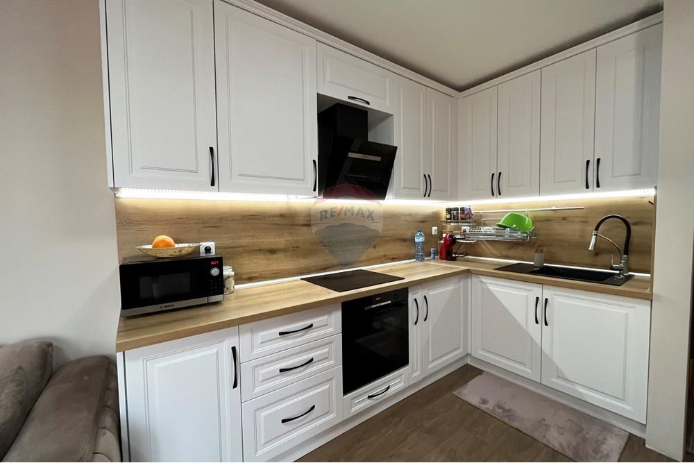 Апартамент - За продажба - к.к. Златни пясъци, Област Варна, България - дневна 4.jpg - Всекидневна/Трапезария - 360321028-106