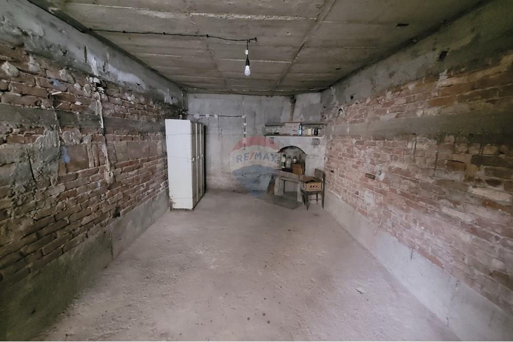 Гараж - За продажба - гр. Велико Търново, Област Велико Търново, България - 20251002_154250.jpg - 360431001-654