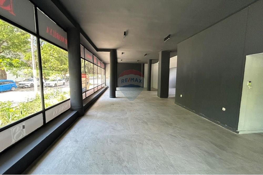 Næringseiendom - Til leie - гр. Шумен, Област Шумен, България - viber_изображение_2025-05-21_11-50-34-613.jpg - 360441001-181