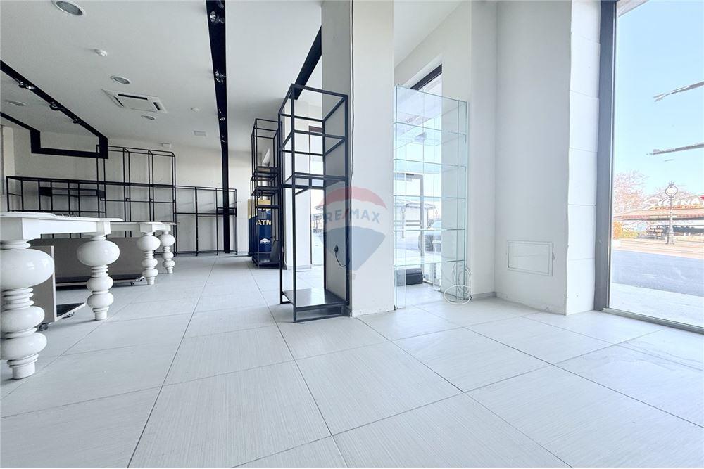 Търговски обект/Магазин - За продажба - к.к. Златни пясъци, Област Варна, България - 31 - 360321025-240