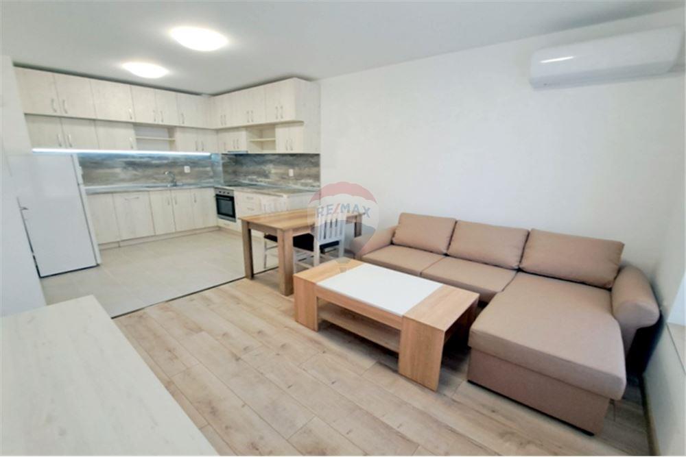 Condo/Apartment - For Rent/Lease - Varna, Varna, Bulgaria - Всекидневна - LivingRoom/DiningRoom - 360511002-980