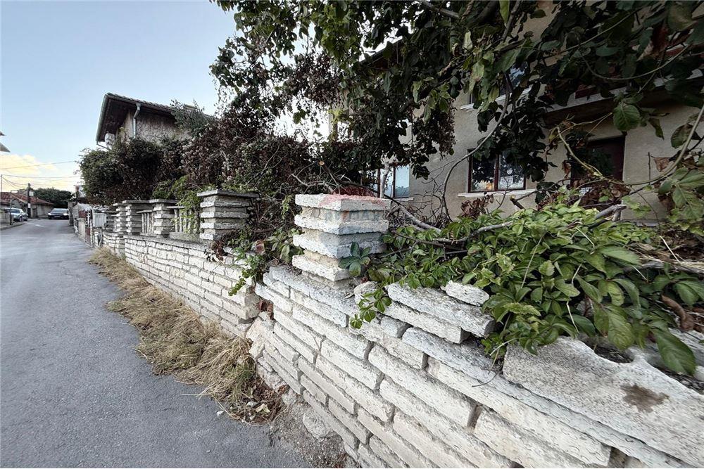 Градска къща - За продажба - гр. Балчик, Област Добрич, България - Лице към улица - Друга - 360321025-243