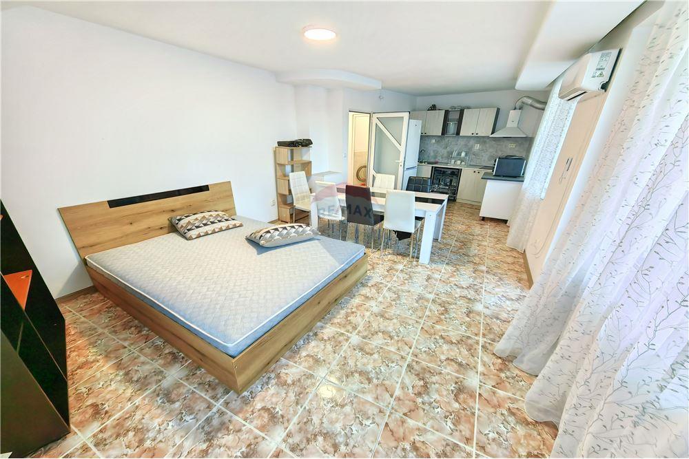 Апартамент - Под наем - гр. Варна, Област Варна, България - 14 - 360471021-43