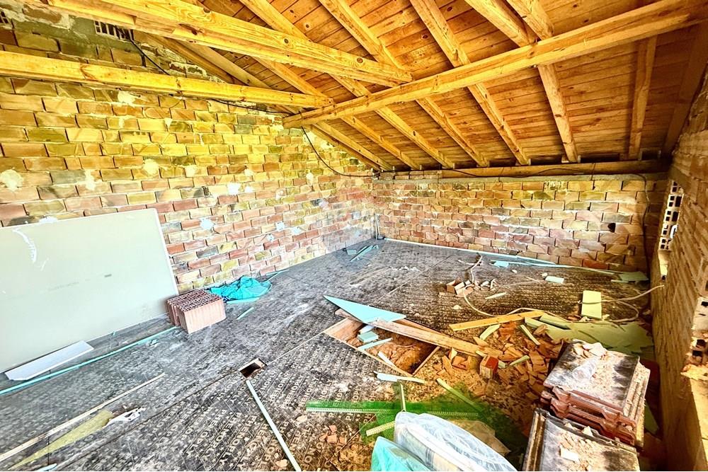 Селска къща - За продажба - с. Кръвеник, Област Габрово, България - 20250519_063409471_iOS.jpg - 360431001-637