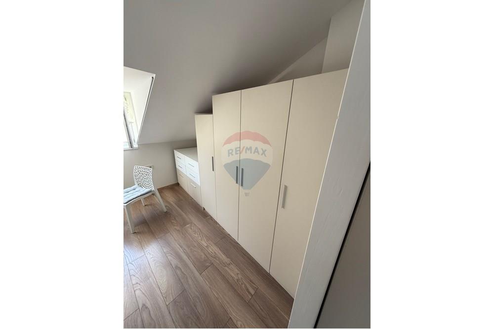 Апартамент - Под наем - гр. Варна, Област Варна, България - 0-02-05-2c5ac5f2a27663d0085c44fc009ca2a92524e44743a9cf844a7c1859f3bcaed1_a4722f692e4b6126.jpg - 360481001-637