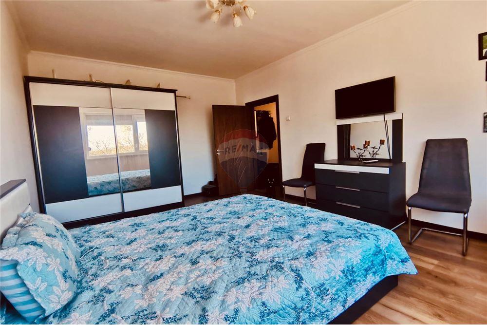 Апартамент - За продажба - гр. Балчик, Област Добрич, България - Слънчева просторна спалня - Спалня - 360321025-246