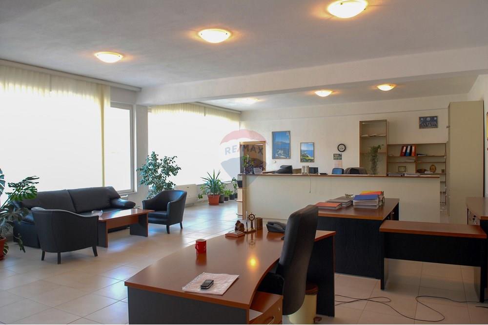 Индустриална сграда - Под наем - гр. Сандански, Област Благоевград, България - 2007-11-17 02.19.59.jpg - 360561012-199