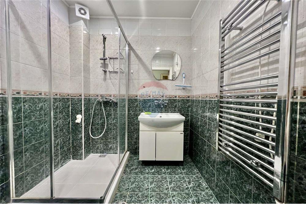 Апартамент - Под наем - гр. Варна, Област Варна, България - Баня - Баня с душ кабина - 360391002-168