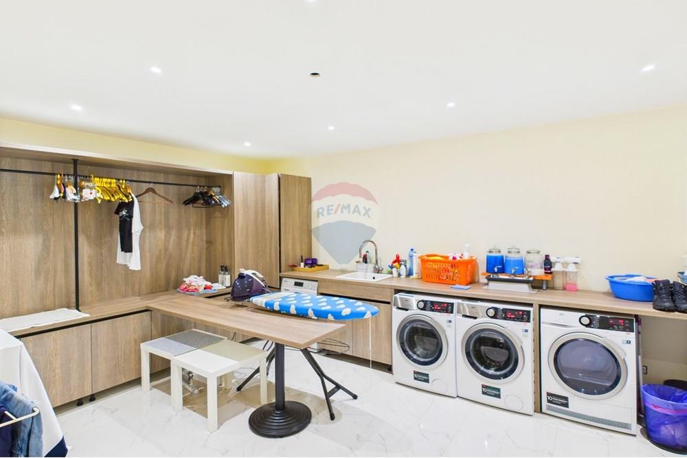 Градска къща - За продажба - гр. София, Област София град, България - CAM02315G0-PR0069-STILL040.jpg - 360241007-111