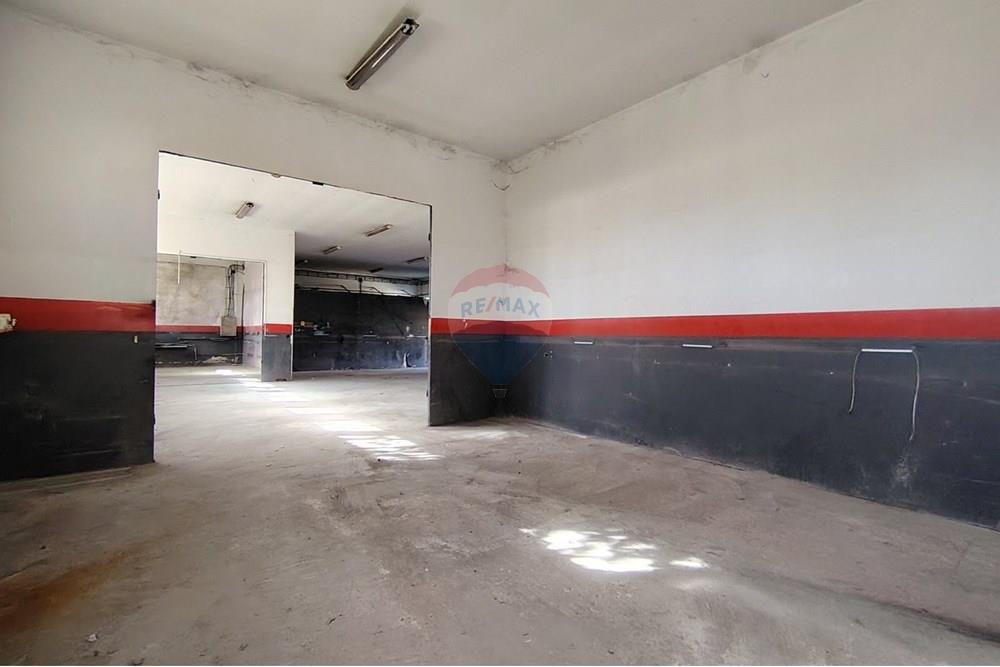 Склад - Под наем - гр. Шумен, Област Шумен, България - viber_изображение_2025-10-29_14-33-08-298.jpg - 360441021-1