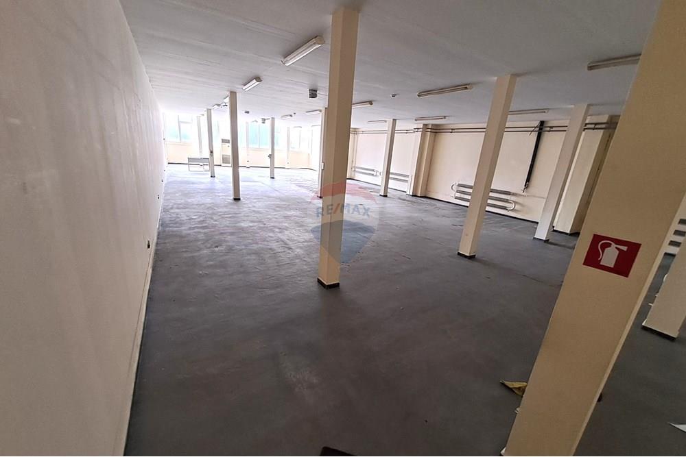 Индустриална сграда - Под наем - гр. Русе, Област Русе, България - 20251021_140639.JPG - 360451036-38